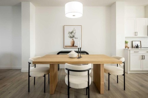 978 Edgefield Avenue, Strathmore, AB - Indoor Photo Showing Dining Room