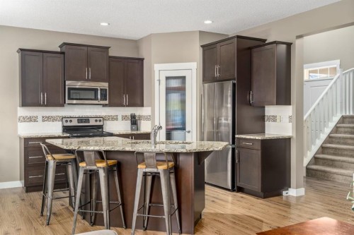 109 Ranch Rise, Strathmore, AB - Indoor Photo Showing Kitchen With Stainless Steel Kitchen With Upgraded Kitchen
