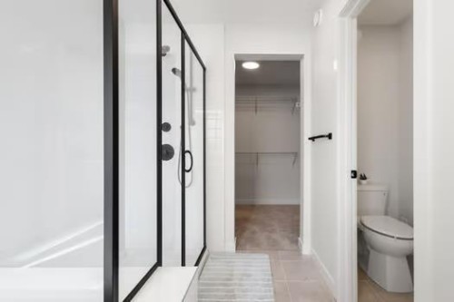 67 Royston Heath Nw, Calgary, AB - Indoor