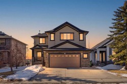 212 Springmere Road  Chestermere, AB T1X 1R3
