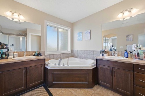 212 Springmere Road, Chestermere, AB - Indoor Photo Showing Bathroom