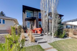 2729 Cochrane Road NW Calgary, AB T2M 4J1