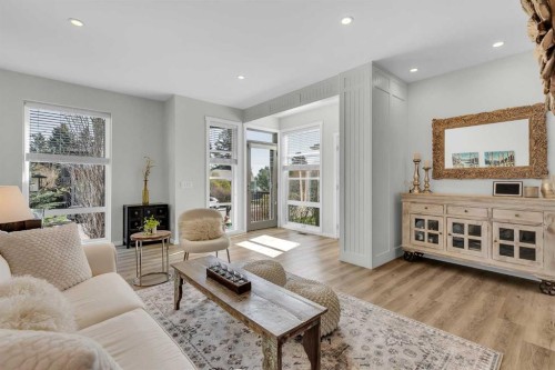 2729 Cochrane Road Nw, Calgary, AB - Indoor Photo Showing Living Room