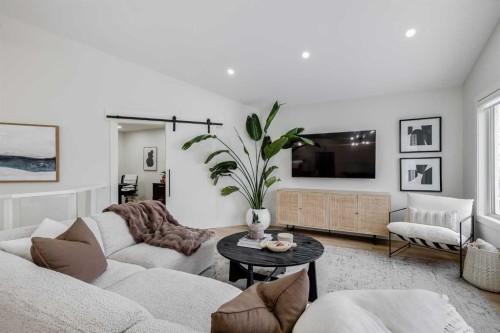 9810 Hidden Valley Drive Nw, Calgary, AB - Indoor Photo Showing Living Room