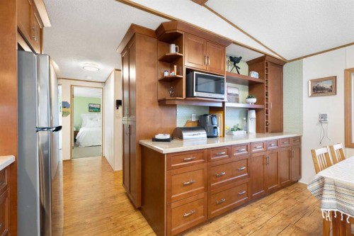 245042 Range Road 251, Rural Wheatland County, AB - Indoor Photo Showing Other Room