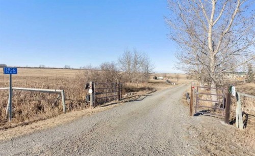 245042 Range Road 251, Rural Wheatland County, AB - Outdoor
