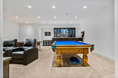 405 29 Avenue Ne, Calgary, AB - Indoor Photo Showing Other Room