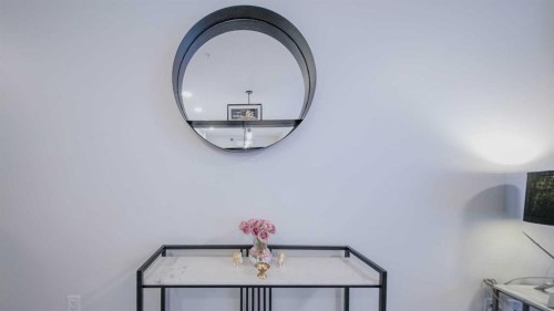 2209-33 Carringham Gate Nw, Calgary, AB - Indoor