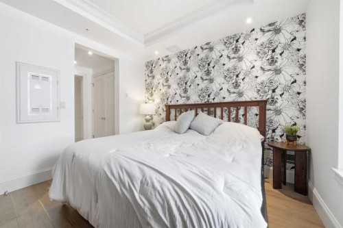 101-121 Quarry Way Se, Calgary, AB - Indoor Photo Showing Bedroom