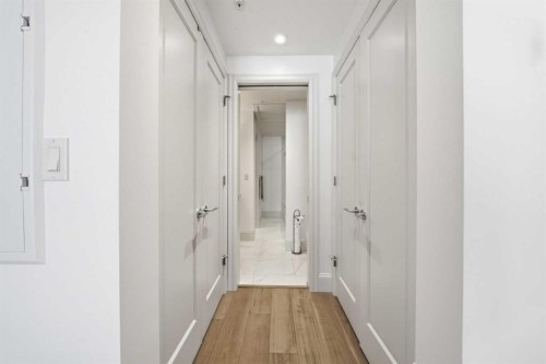 101-121 Quarry Way Se, Calgary, AB - Indoor Photo Showing Other Room