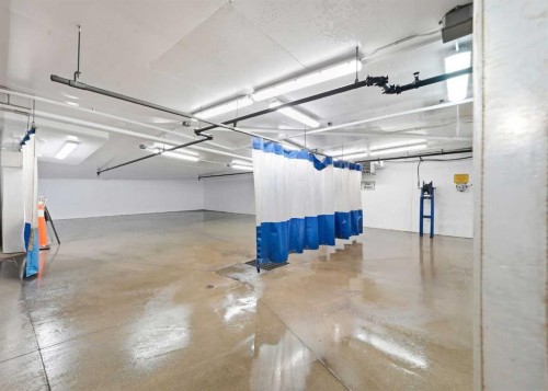 101-121 Quarry Way Se, Calgary, AB - Indoor