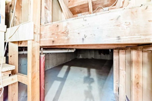 927 Midridge Drive Se, Calgary, AB - Indoor