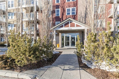 302-2300 Evanston Square Nw, Calgary, AB - Outdoor