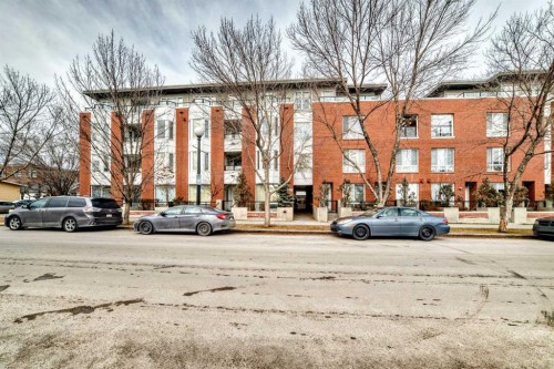 204-830 Centre Avenue Ne, Calgary, AB - Outdoor