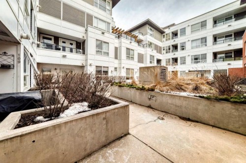 204-830 Centre Avenue Ne, Calgary, AB - Outdoor With Balcony