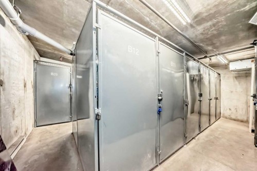 204-830 Centre Avenue Ne, Calgary, AB - Indoor