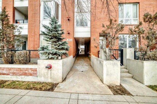 204-830 Centre Avenue Ne, Calgary, AB - Outdoor With Balcony