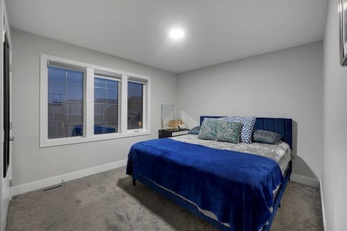 168 Evansfield Close Nw, Calgary, AB - Indoor Photo Showing Bedroom