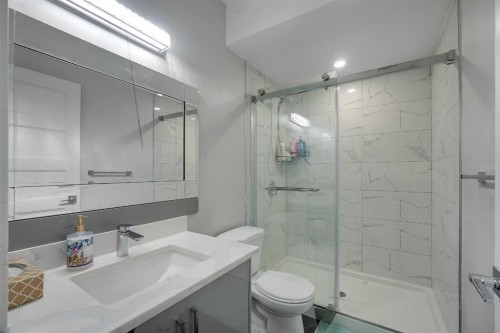 168 Evansfield Close Nw, Calgary, AB - Indoor Photo Showing Bathroom