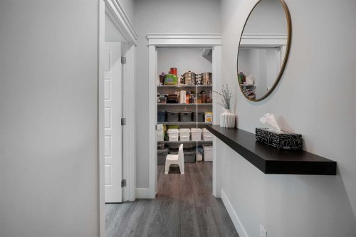 168 Evansfield Close Nw, Calgary, AB - Indoor Photo Showing Other Room