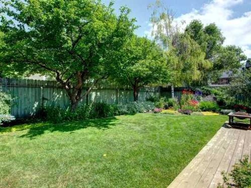 76 Sunmount Road Se, Calgary, AB - Outdoor