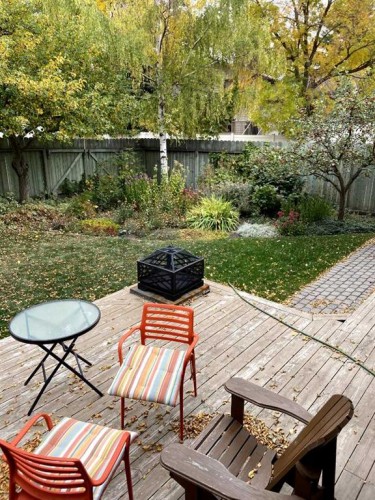 76 Sunmount Road Se, Calgary, AB - Outdoor With Deck Patio Veranda