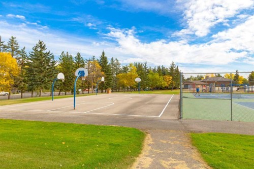 76 Sunmount Road Se, Calgary, AB - Outdoor With View