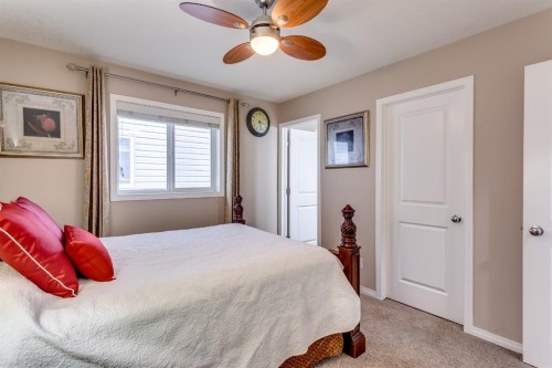379 Skyview Shores Manor Ne, Calgary, AB - Indoor Photo Showing Bedroom