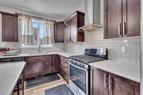 44 Cityside Rise Ne, Calgary, AB - Indoor Photo Showing Kitchen
