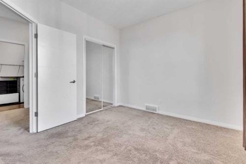 44 Cityside Rise Ne, Calgary, AB - Indoor Photo Showing Other Room