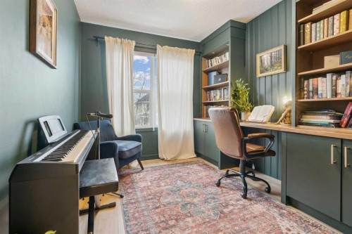 46 Prestwick Rise Se, Calgary, AB - Indoor Photo Showing Office