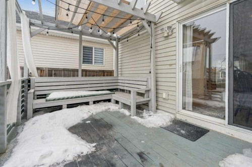 46 Prestwick Rise Se, Calgary, AB - Outdoor