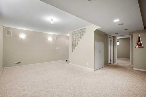 83 Deerbow Place Se, Calgary, AB - Indoor Photo Showing Other Room