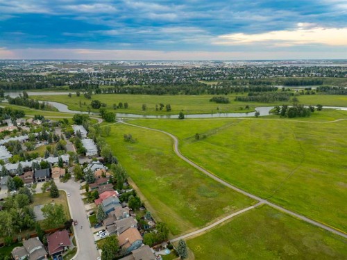 83 Deerbow Place Se, Calgary, AB - Outdoor With View