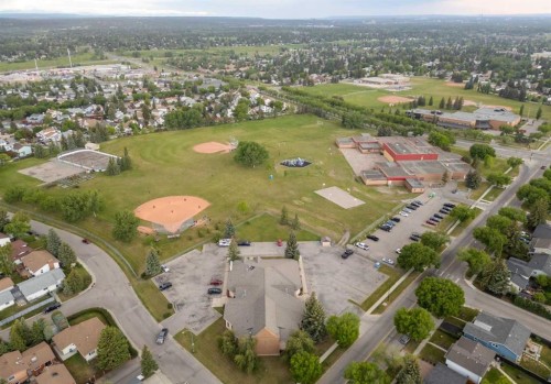 83 Deerbow Place Se, Calgary, AB - Outdoor With View