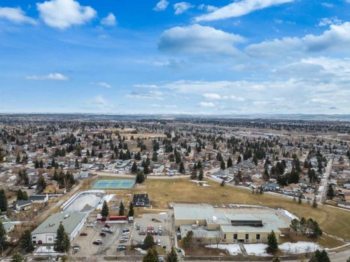 83 Deerbow Place Se, Calgary, AB - Outdoor With View
