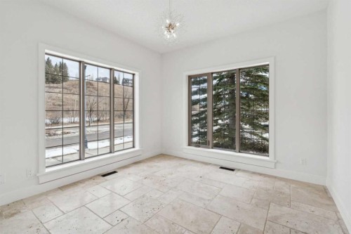 1 Discovery Ridge Link Sw, Calgary, AB - Indoor Photo Showing Other Room