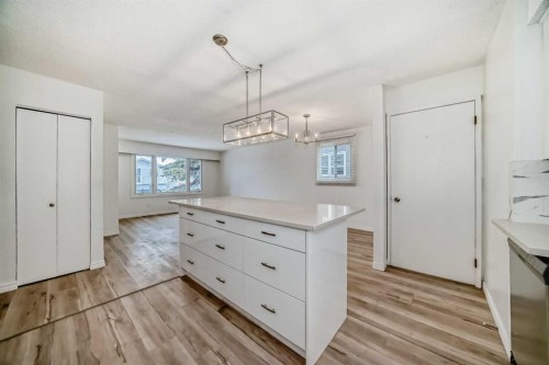 23 Marbank Way Ne, Calgary, AB - Indoor