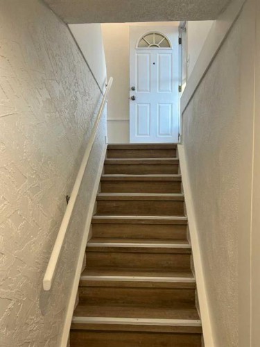 23 Marbank Way Ne, Calgary, AB - Indoor Photo Showing Other Room