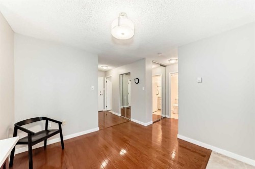 308-718 12 Avenue Sw, Calgary, AB - Indoor Photo Showing Other Room