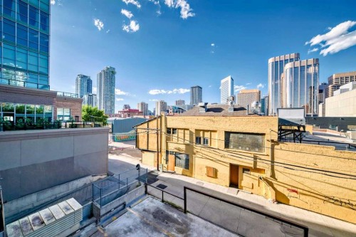 308-718 12 Avenue Sw, Calgary, AB - Outdoor