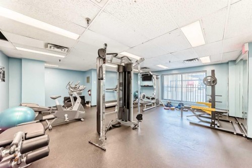 308-718 12 Avenue Sw, Calgary, AB - Indoor Photo Showing Gym Room