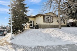 116 Huntwick Way NE Calgary, AB T2K 4H3