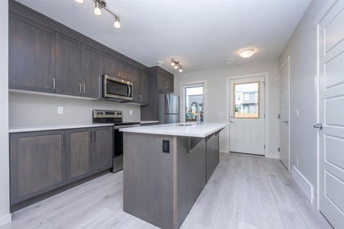 412 Seton Circle Se, Calgary, AB - Indoor Photo Showing Kitchen
