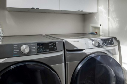 79 Copperfield Court Se, Calgary, AB - Indoor Photo Showing Laundry Room