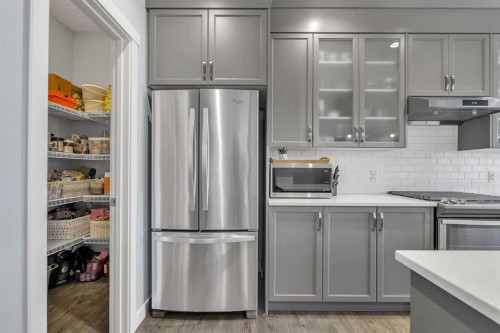 78 Sage Bluff View Nw, Calgary, AB - Indoor Photo Showing Kitchen With Upgraded Kitchen