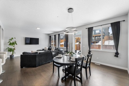 308 Lucas Way Nw, Calgary, AB - Indoor