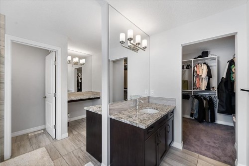 308 Lucas Way Nw, Calgary, AB - Indoor Photo Showing Bathroom