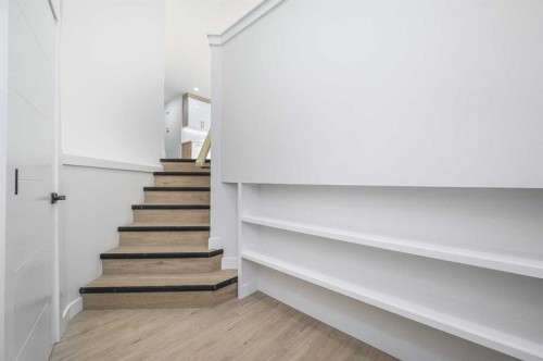 4249 Catalina Boulevard Ne, Calgary, AB - Indoor Photo Showing Other Room