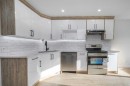 4249 Catalina Boulevard Ne, Calgary, AB  - Indoor Photo Showing Kitchen 